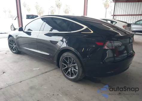 2018 Tesla Model 3 Long Range/Mid Range from USA, damaged, VIN 5YJ3E1EA0JF171632